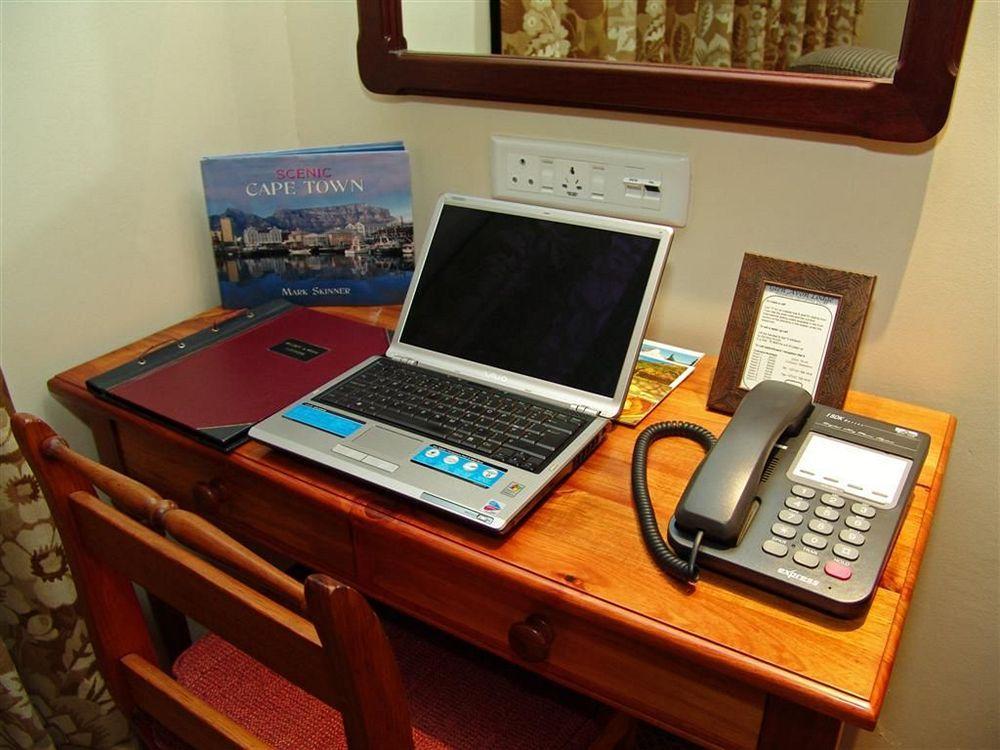 Glen Avon Lodge Boutique Hotel เคปทาวน์ ภายนอก รูปภาพ